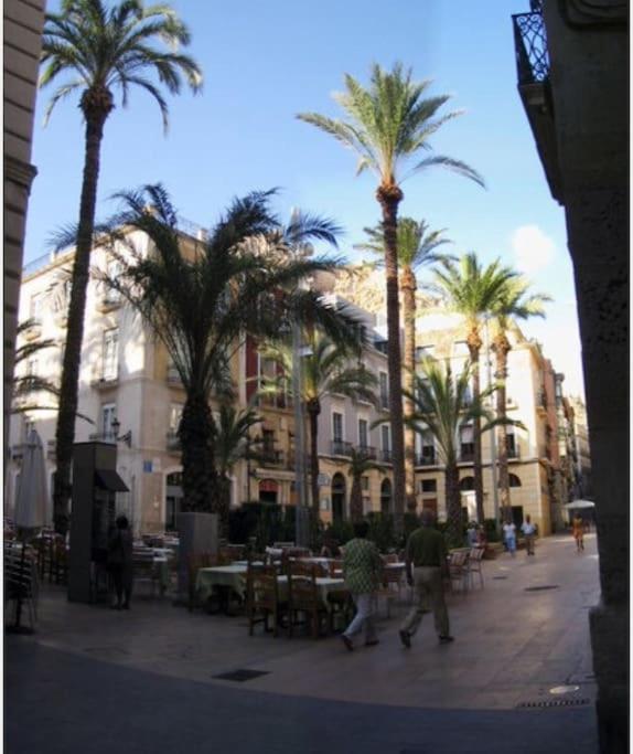 Bright Flat With View To The Castle And The Museum Leilighet Alicante Eksteriør bilde